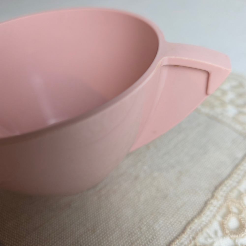 Vintage Mallo-Ware Pink Melamine Sugar Bowl with Lid and Creamer Set MCM Chicago - Picture 9 of 14